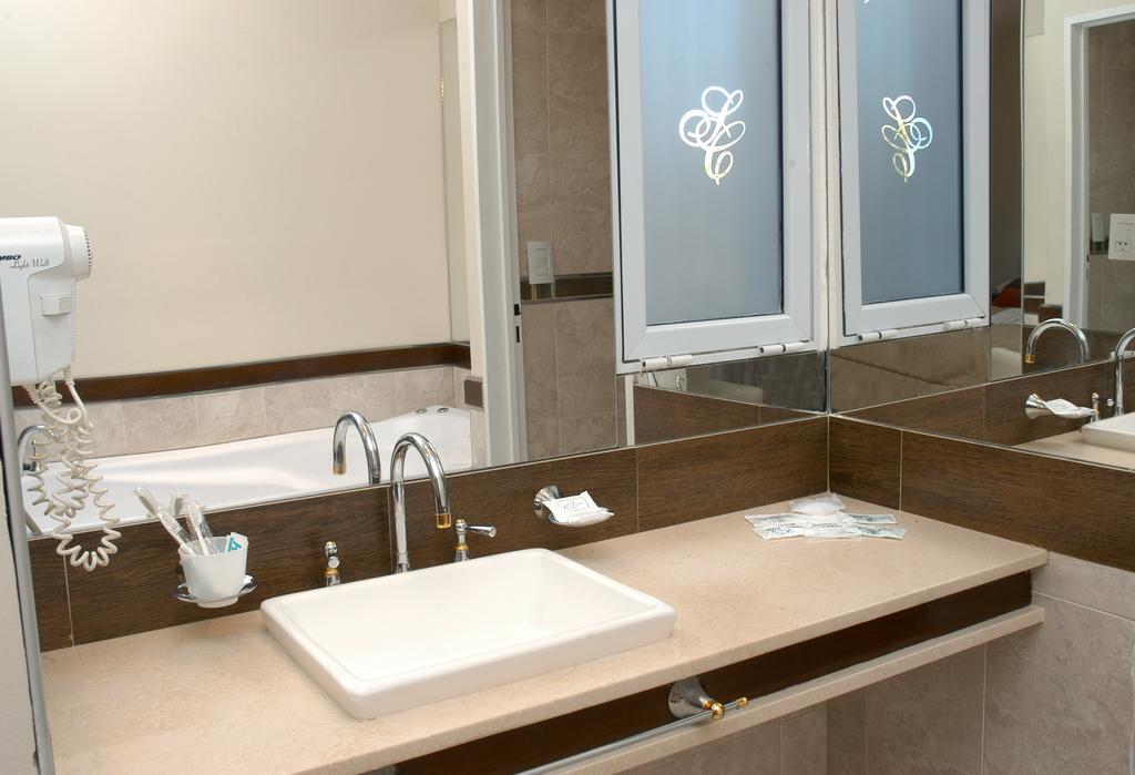 Santa Cecilia Resort & Spa I Βίλα Κάρλος Παζ Εξωτερικό φωτογραφία